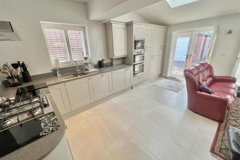 Open Plan Living Dining Kitchen Aspect 3