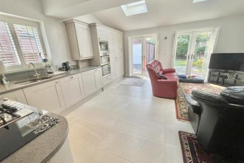 Open Plan Living Dining Kitchen Aspect 7
