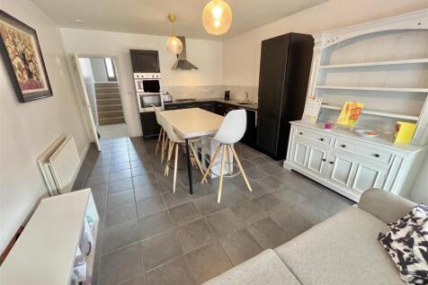 Dining Kitchen 2