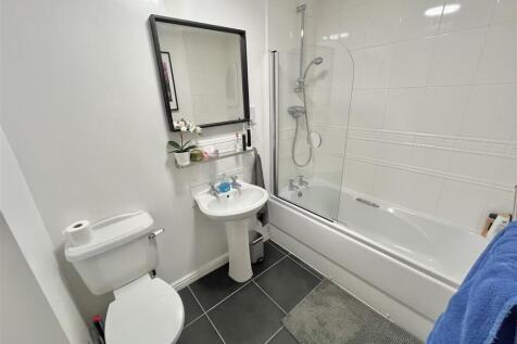 First Floor Bathroom