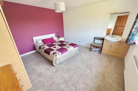 Bedroom 2 Aspect 2