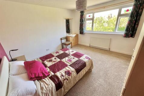 Bedroom 2 Aspect 2