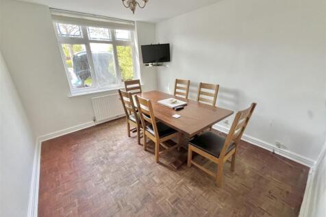 Dining Room.jpg