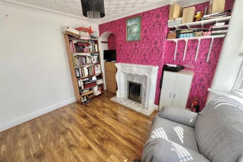 Sitting Room Aspect 2