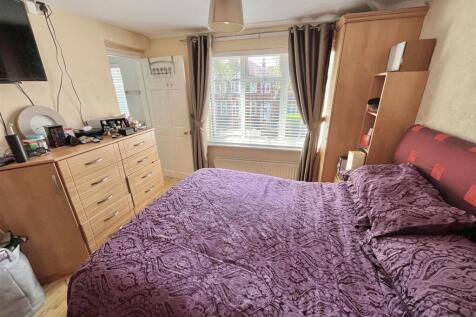 Bedroom 1 Aspect 2