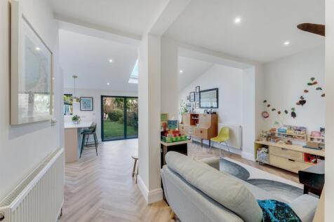 Open Plan Living Dining Kitchen Aspect 2