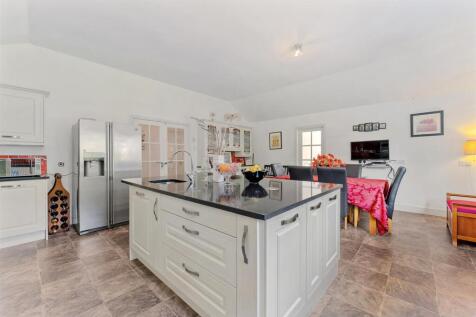 Breakfast Kitchen 5