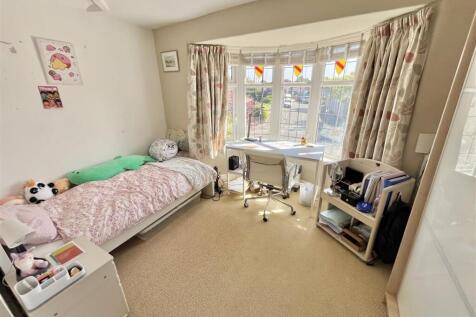 Bedroom 2 Aspect 2