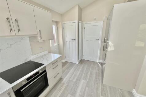 Kitchen 4