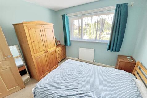 Bedroom 2 Aspect 2