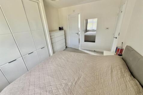 Bedroom 1 Aspect 4