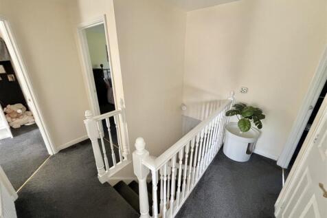 First Floor Landing Aspect2