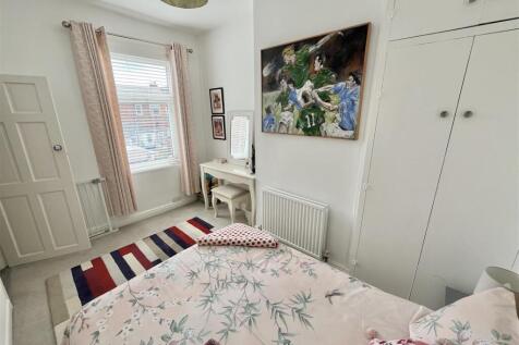 Bedroom 2 Aspect 2