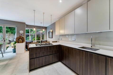Open Plan Living Dining Kitchen