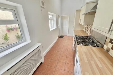 Breakfast Kitchen Aspect 4