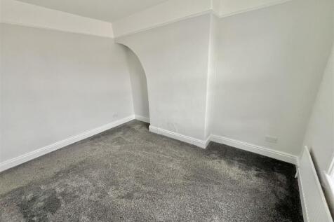 Bedroom 2 Aspect 2