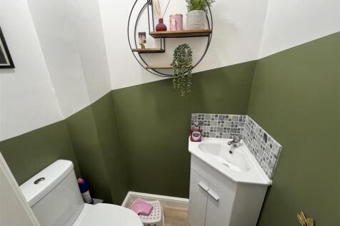 Ground Floor WC
