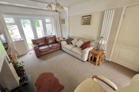 Lounge 2