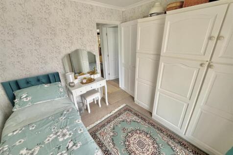 Bedroom 2 Aspect 2