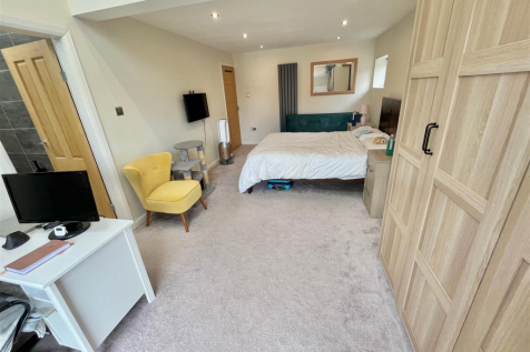 Bedroom 1 Aspect 3
