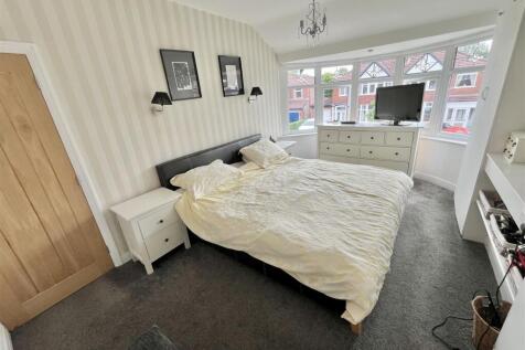 Bedroom 1 Aspect 2