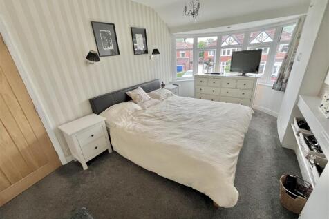 Bedroom 1 Aspect 2