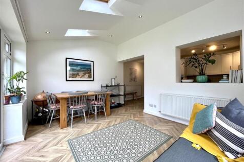 Dining Area Aspect 3