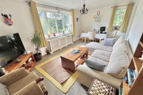 Lounge 3