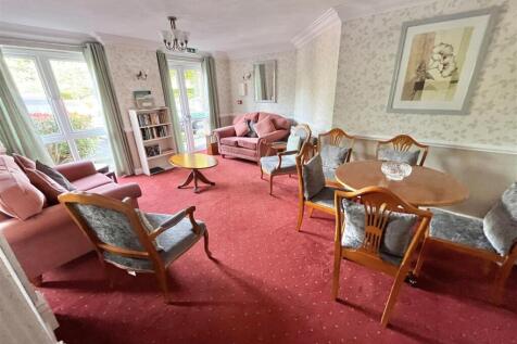 Communal Lounge
