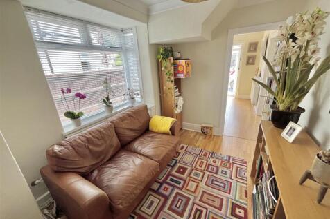 Sitting Room Aspect 2