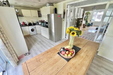 Kitchen Aspect 3.jpg