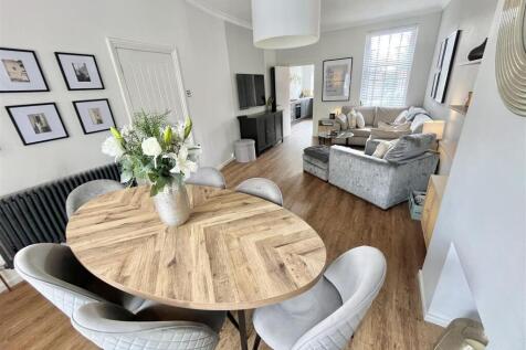 Lounge 3