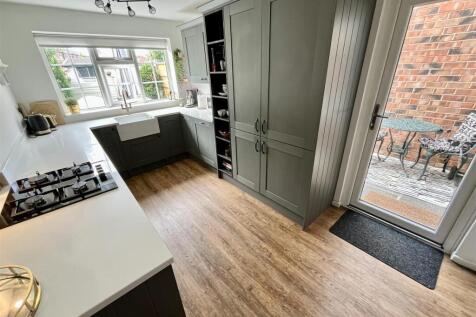 Kitchen 2