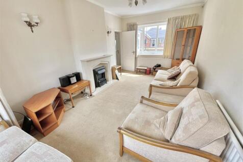 Lounge 3