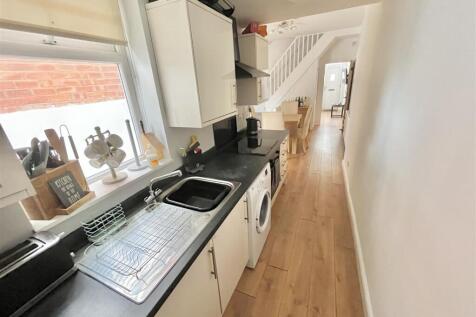 Kitchen 2