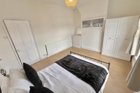 Bedroom 1 Aspect 2