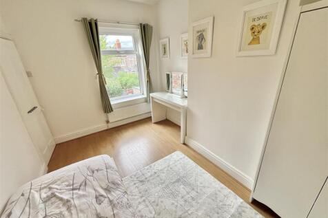 Bedroom 2 Aspect 2
