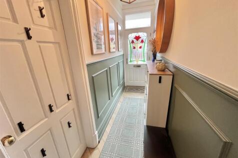 Entrance Hall 2