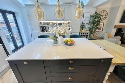 Dining Kitchen 3