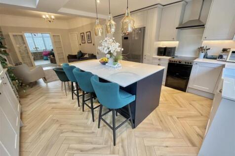 Dining Kitchen 5