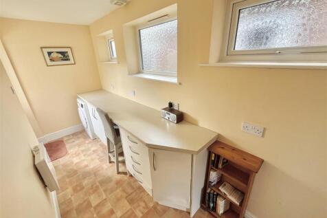 Utility Room/Study