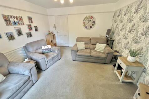 Lounge 4