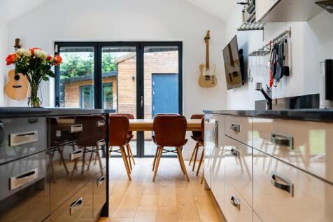 Dining Kitchen 3