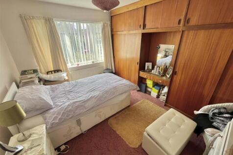 Bed 1