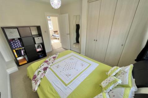 Bedroom 2 Aspect 2