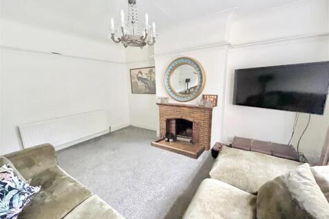 Lounge 3
