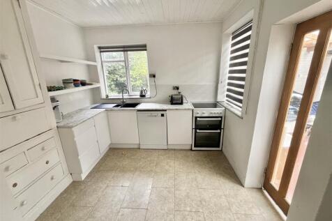 Breakfast Kitchen 4