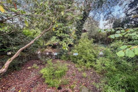Gardens 10