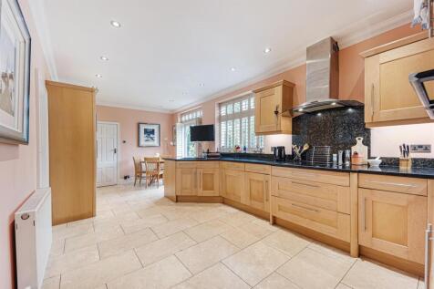 Breakfast Kitchen 4