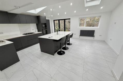 Open Plan Living Dining Kitchen